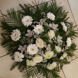 Furneral wreath in white