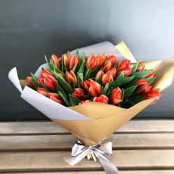 Bouquet of orange tulips