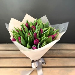 Bordeaux tulip bouquet