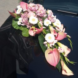 Wedding car floral decor...