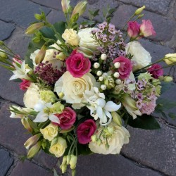 Flower basket with white roses